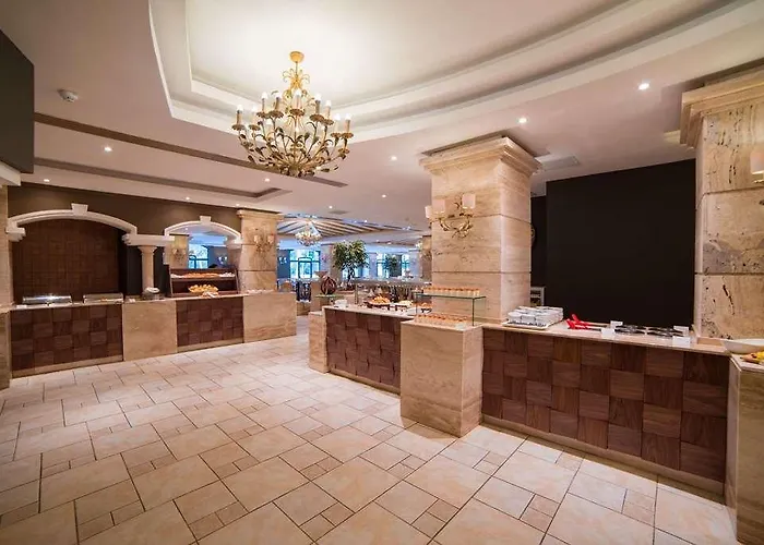 Hotel Maritim Antonine And Malta *